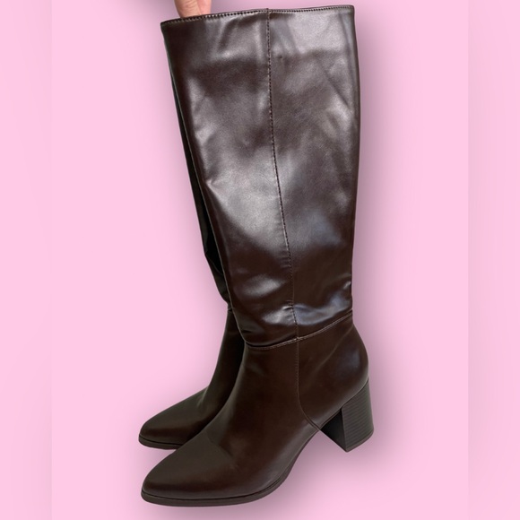 Kelly & Katie Dark Brown Heeled Boots - Picture 5 of 5